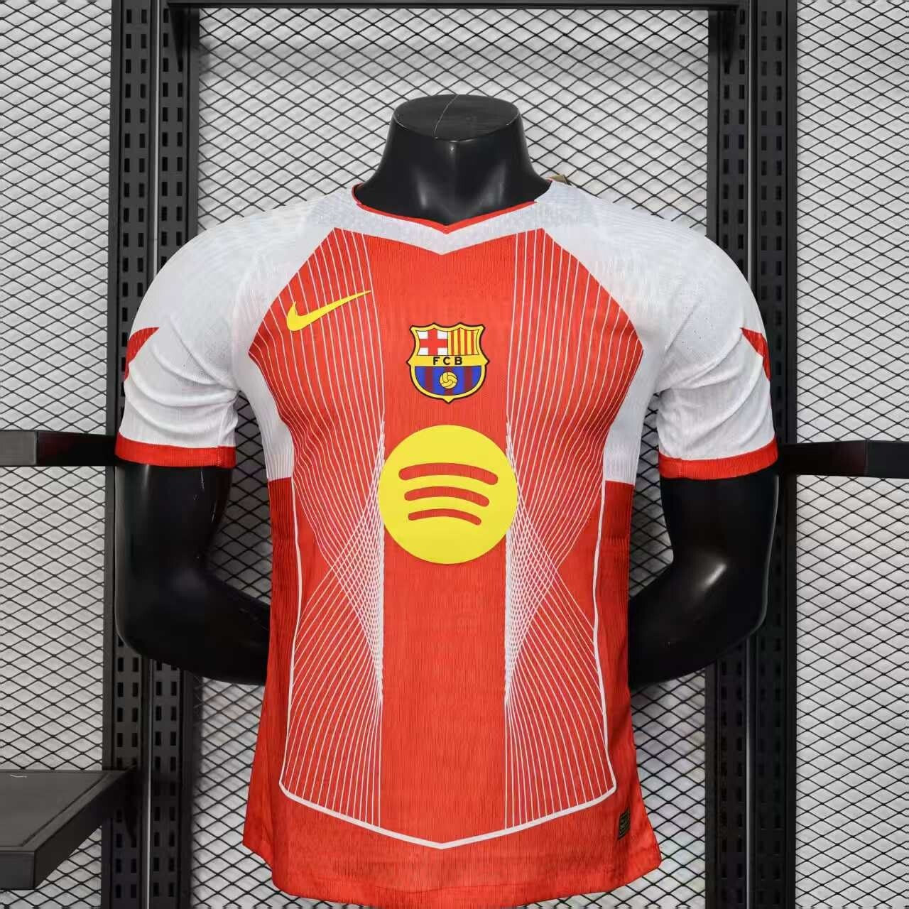 تيشيرت برشلونه تصميم خاص